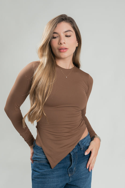 Buzo  Kiara